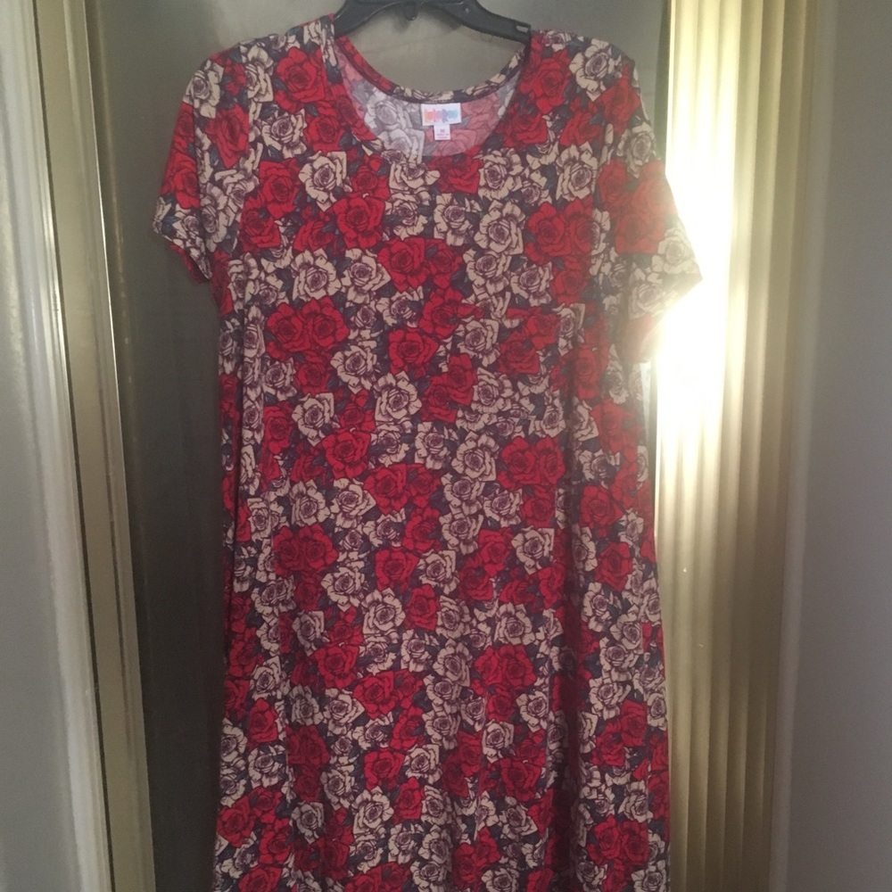 Roses red dress